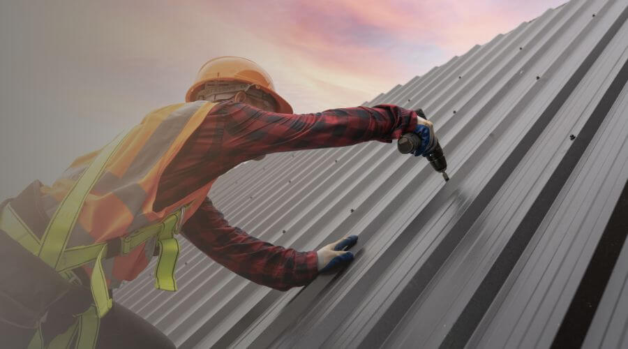 Professional gutter cleaning in Ford, VA